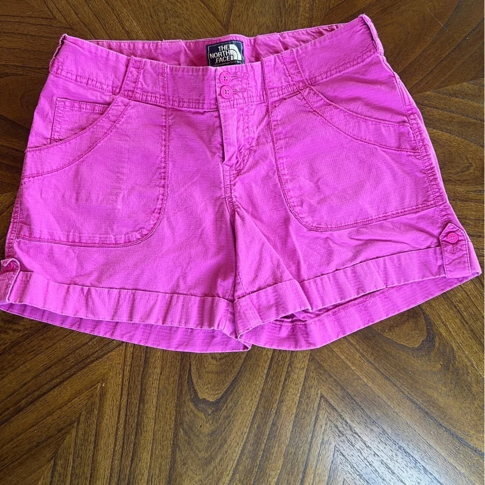 The North Face Women's Pink Hiking Cargo Cotton Shorts Size 8